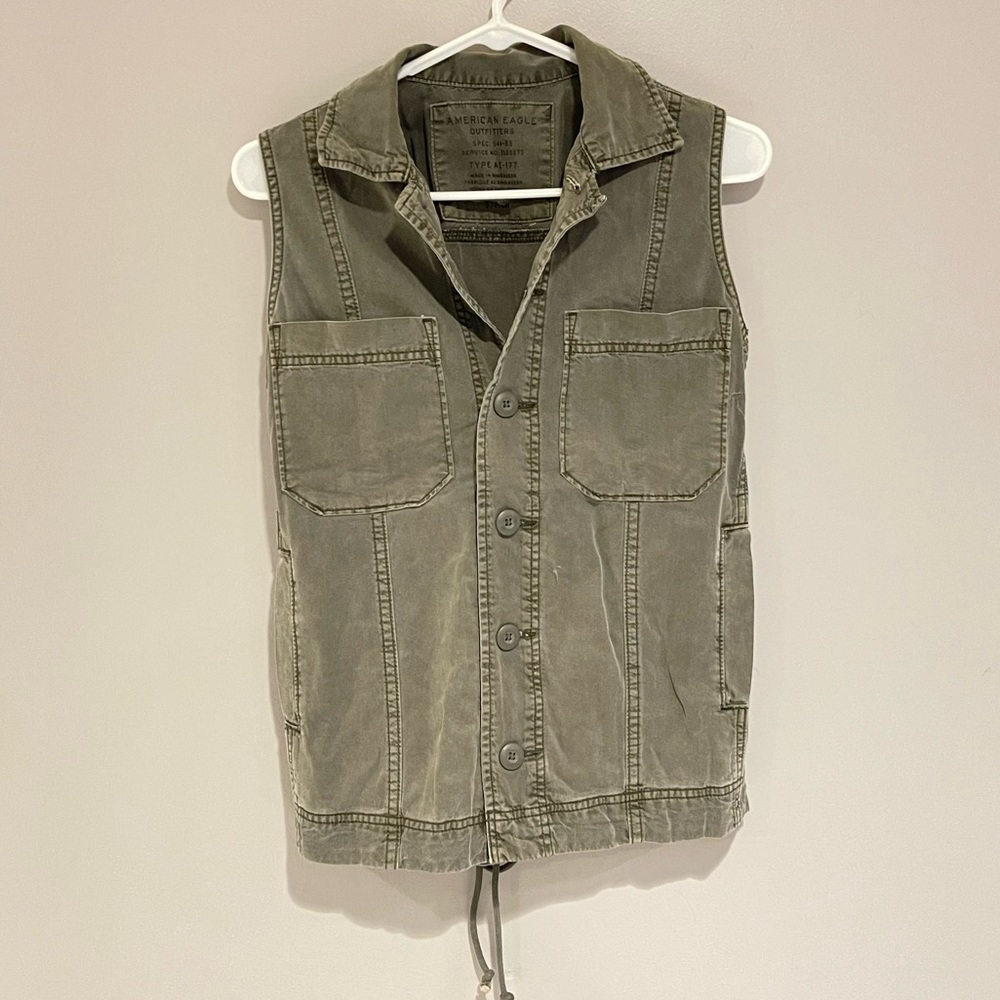 American Eagle Army Green Vest Size Small